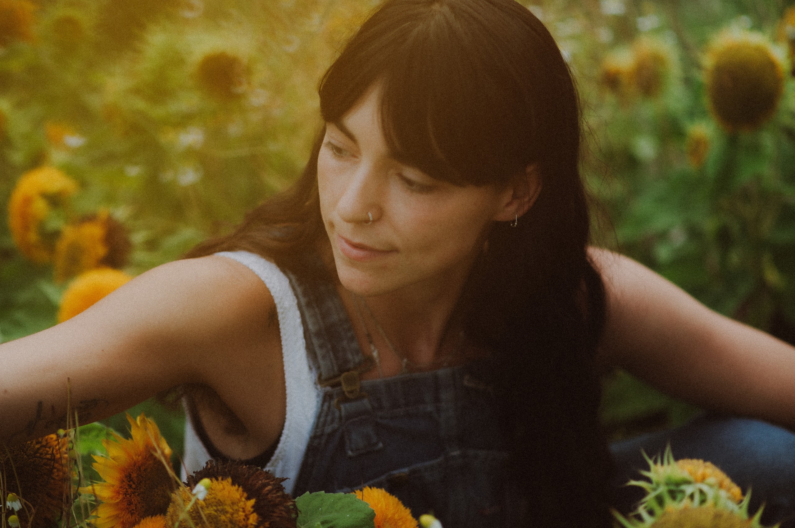 Portrait aux tournesols